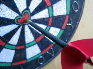 Heart dart game